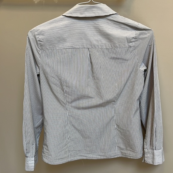 100% cotton dark blue striped, fitted LOFT button down, size 4P - Picture 4 of 4